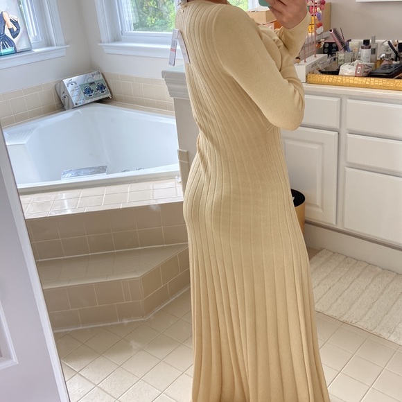 Michael Kors ribbed knit dress. Xs - Picture 10 of 15